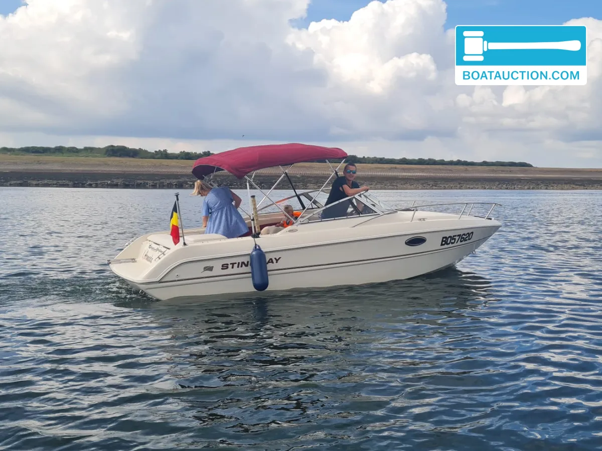 Thumbnail - Stingray 220