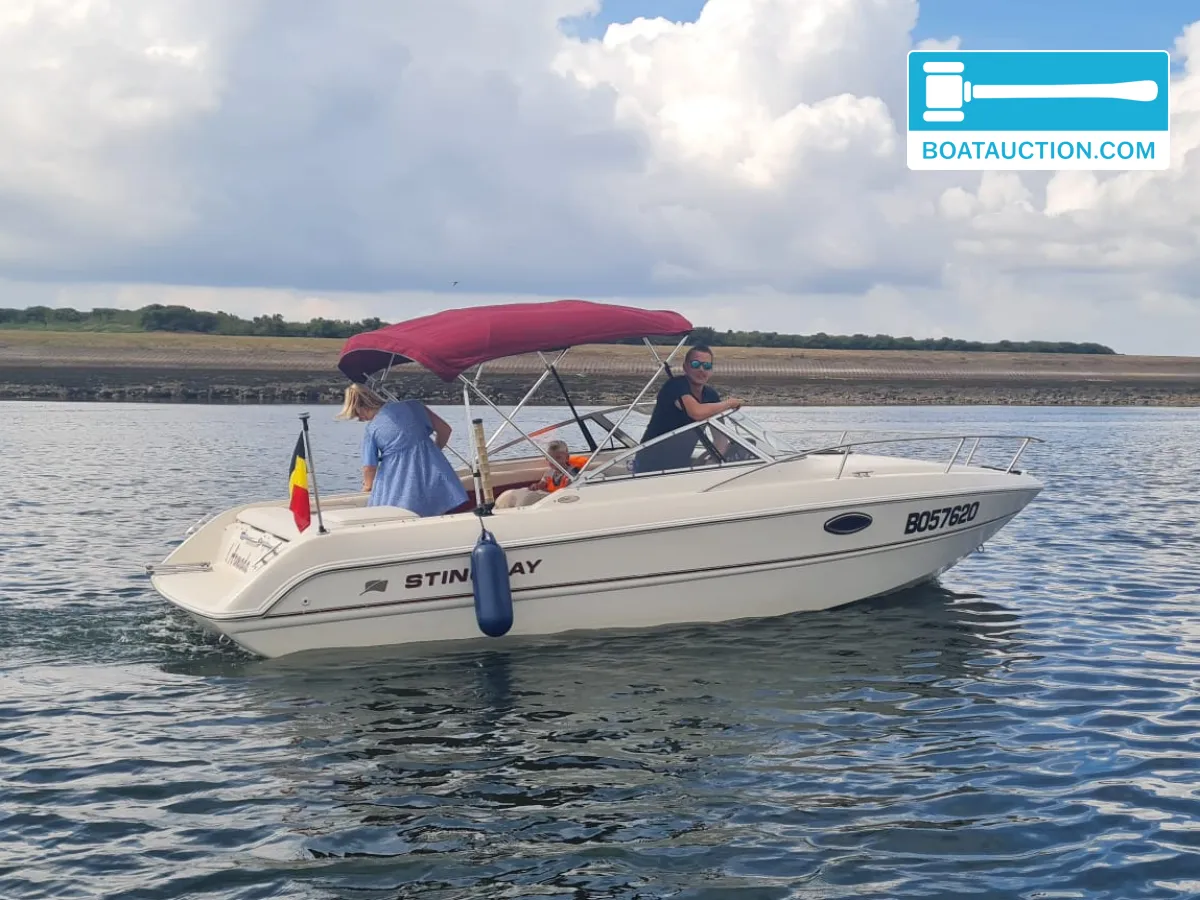 Thumbnail - Stingray 220