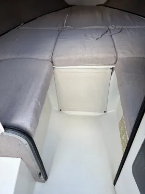 Polyester Speedboat Stingray 220 Photo 5