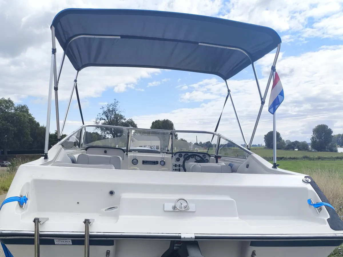 Polyester Speedboat Regal 176SC