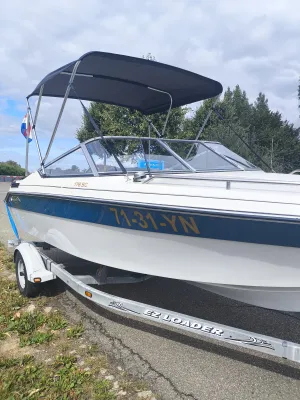 Polyester Speedboat Regal 176SC Photo 11