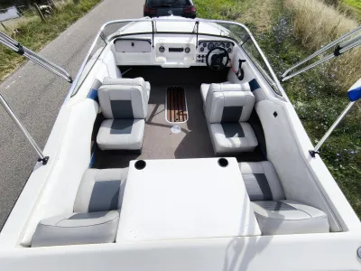 Polyester Speedboat Regal 176SC Photo 12