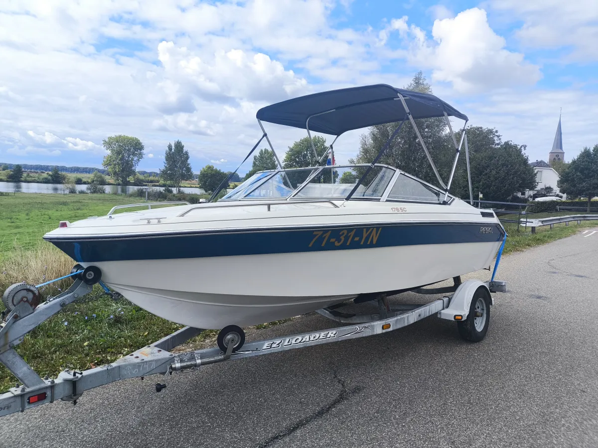 Polyester Speedboat Regal 176SC