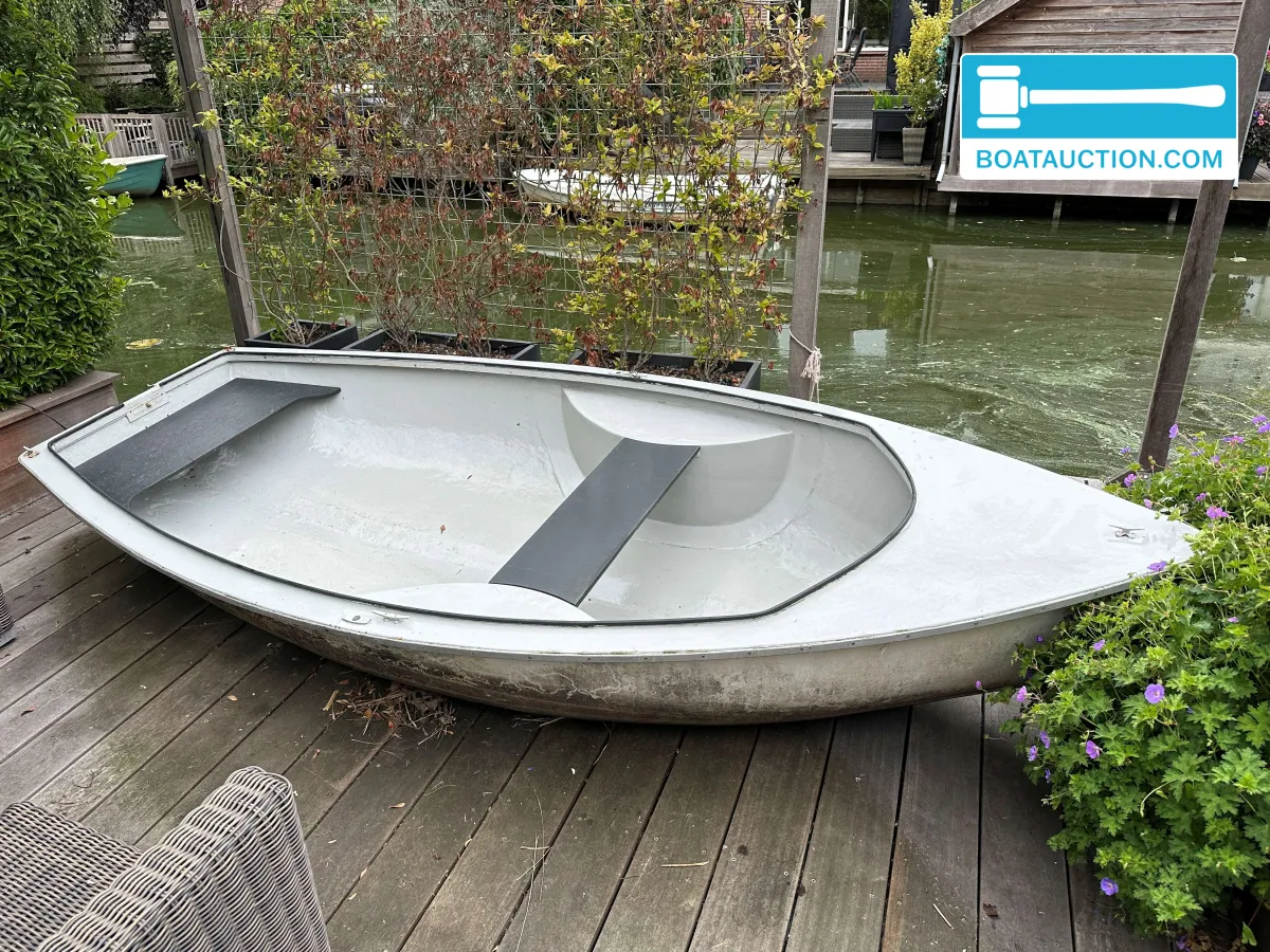 Thumbnail - Open Boat 378