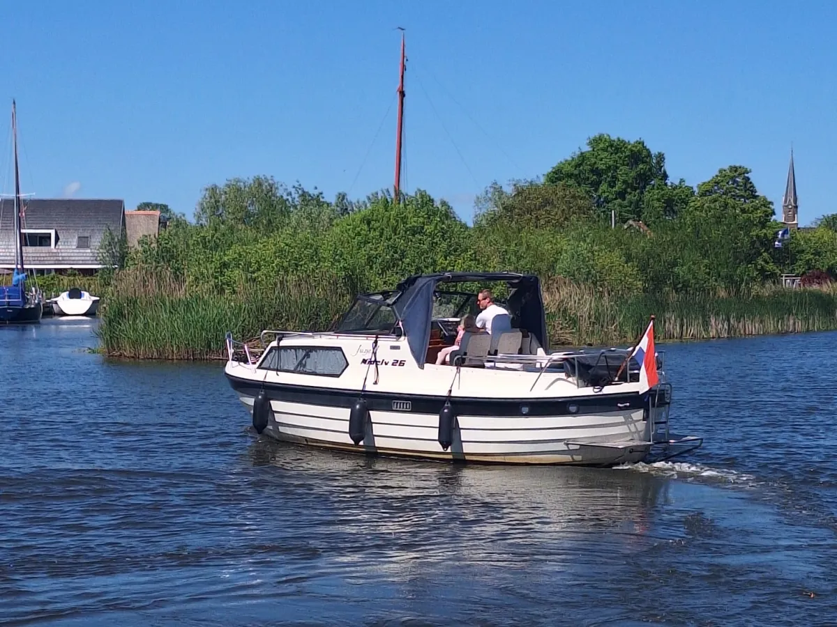 Polyester Motorboat Nidelv 26AC