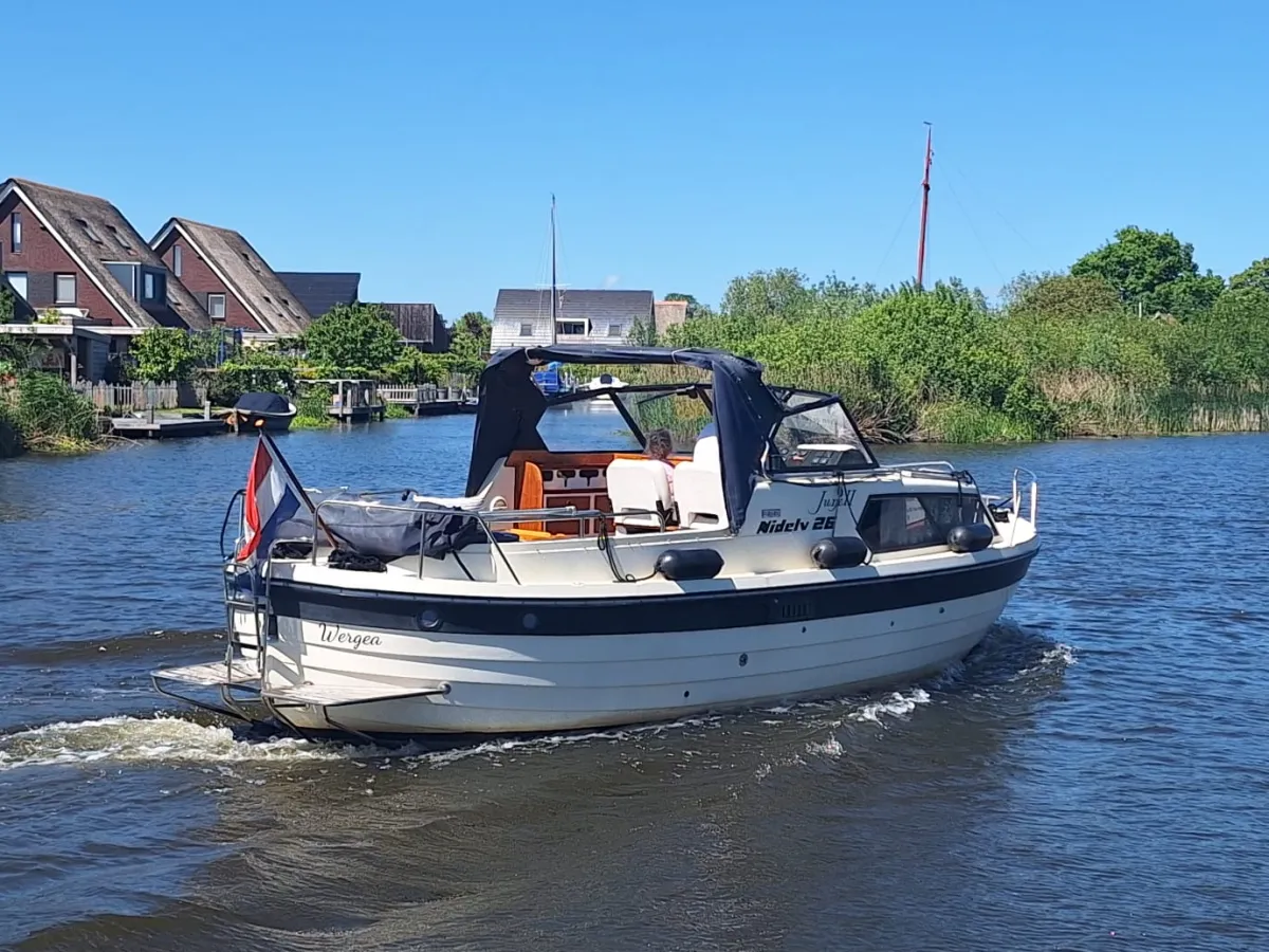 Polyester Motorboat Nidelv 26AC