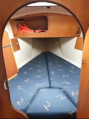 Polyester Sailboat Comet 910 Photo 10