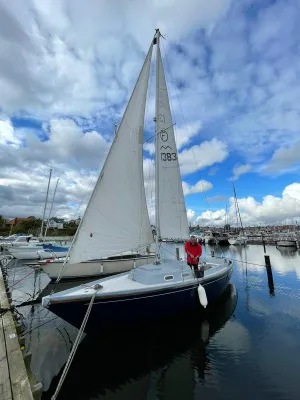 Polyester Sailboat Shipman 28 Photo 2