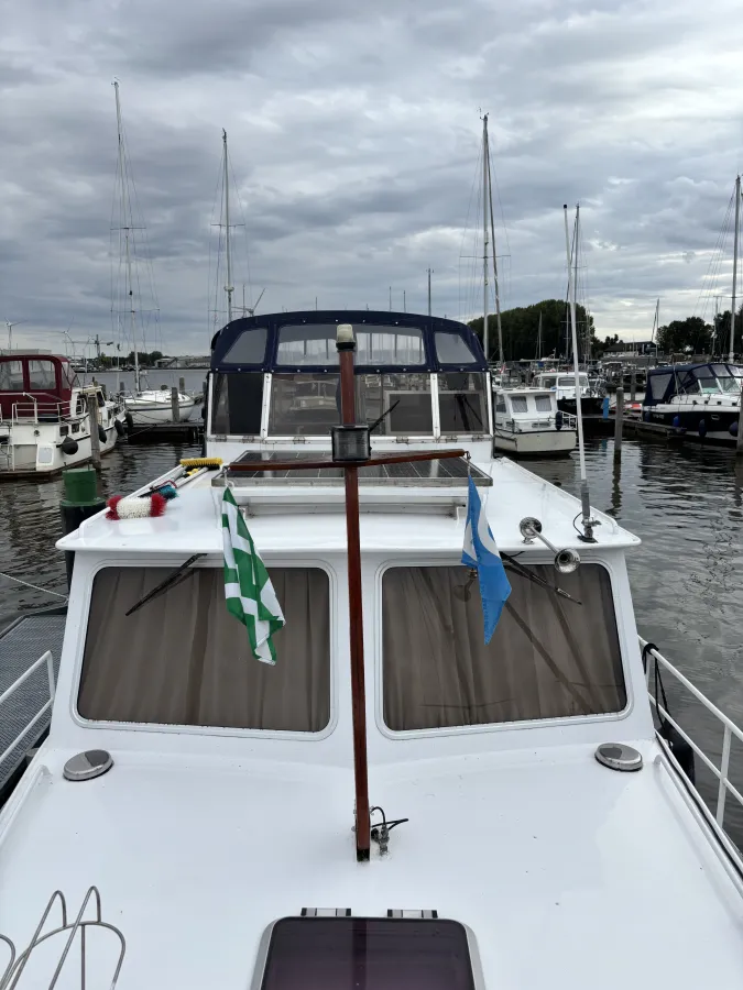 Staal Motorboot Helena Kruiser 1070
