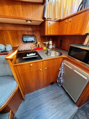 Steel Motorboat Vri-Jon Contessa 37E Photo 21