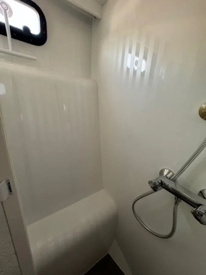 Steel Motorboat Vri-Jon Contessa 37E
