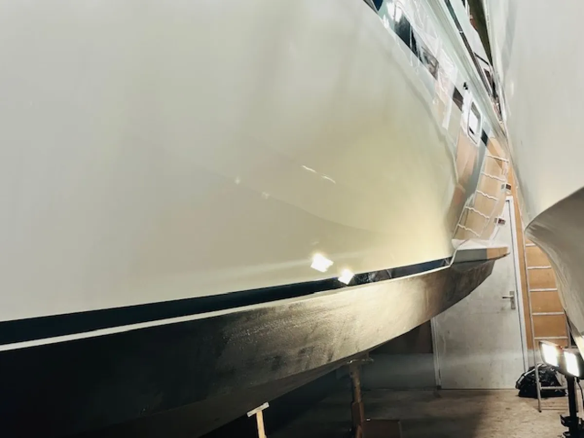 Steel Motorboat Vri-Jon Contessa 37E