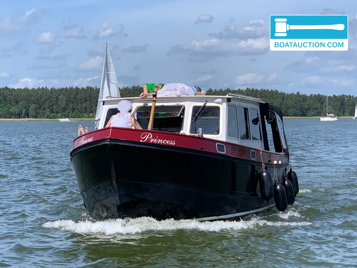 Thumbnail - Barkas 950