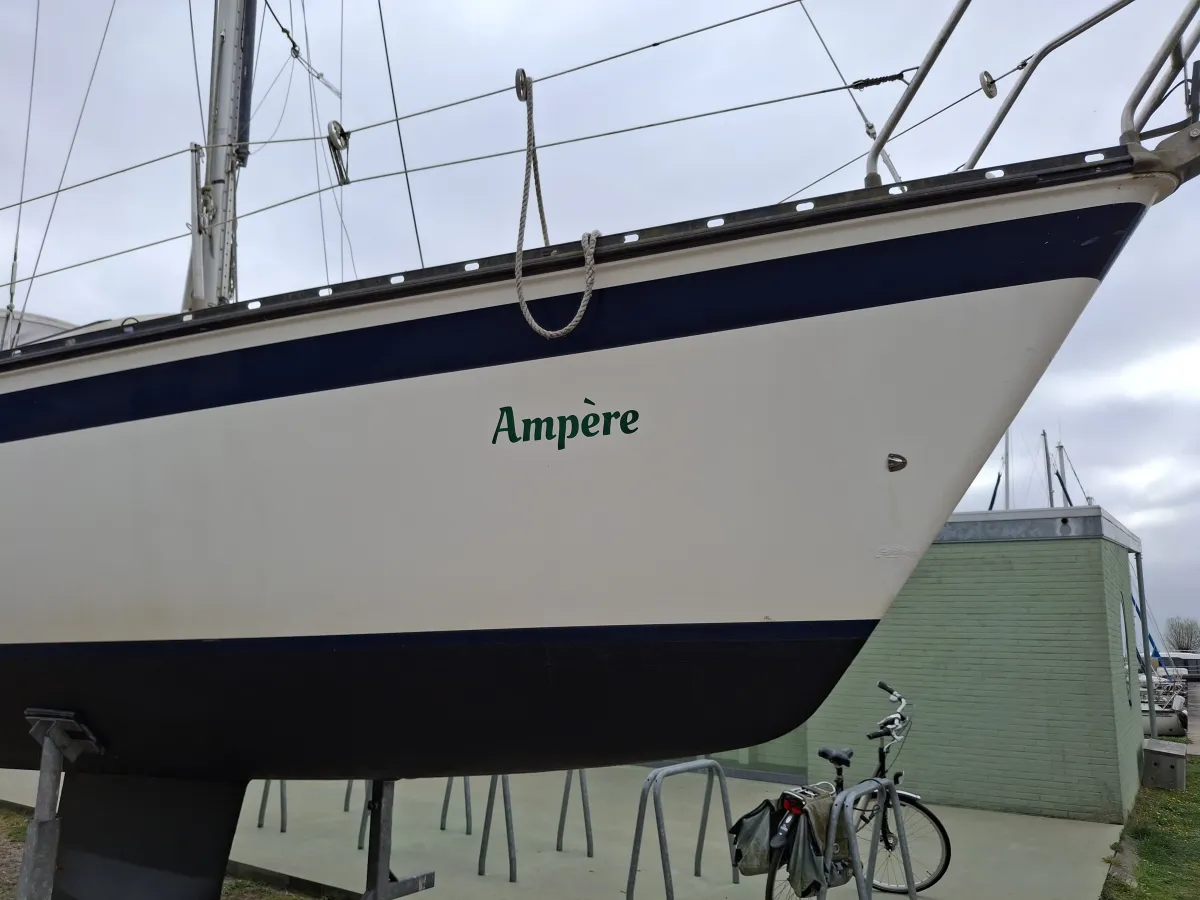 Polyester Sailboat Friendship 26