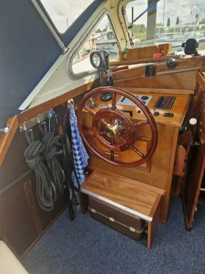 Steel Motorboat Valk kruiser Sport 10.50 Photo 18