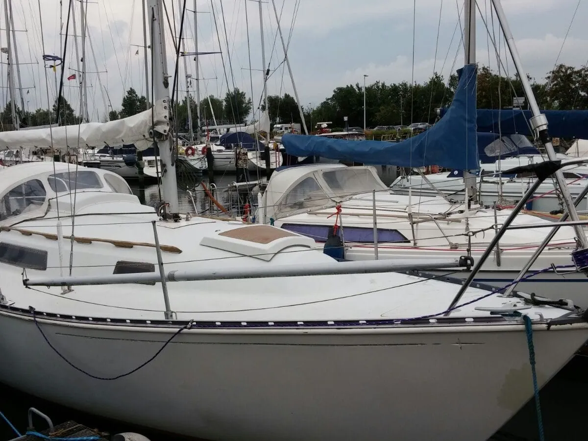 Polyester Sailboat Trapper 500