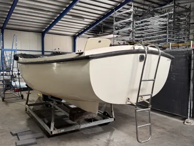 Polyester Sloop Enduro 690 Photo 1