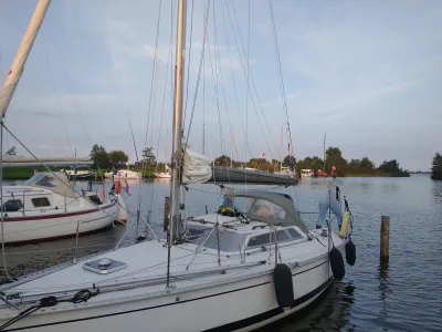 Polyester Sailboat Feeling 29 DI Photo 11