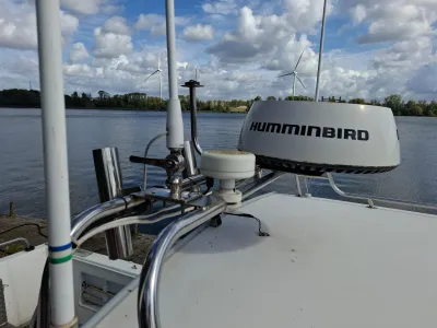 Polyester Motorboat Osprey 24 Photo 7