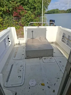 Polyester Motorboat Osprey 24 Photo 23