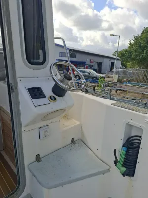 Polyester Motorboat Osprey 24 Photo 22