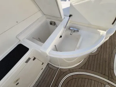 Polyester Motorboat Fairline Targa 43 Photo 6