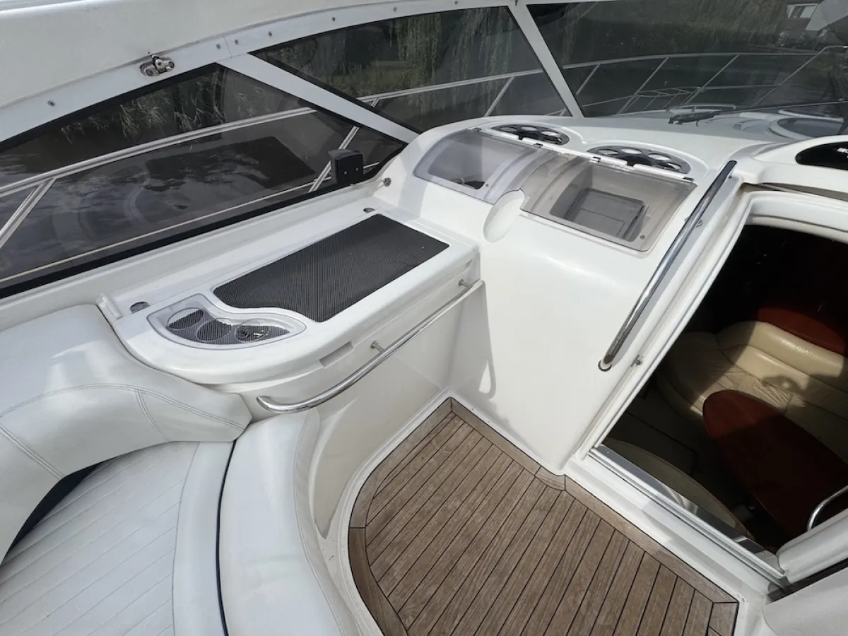 Polyester Motorboat Fairline Targa 43