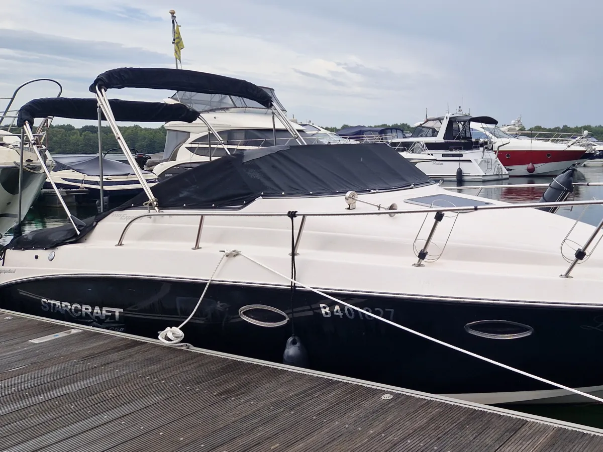 Polyester Motorboat Starcraft 2650 Express
