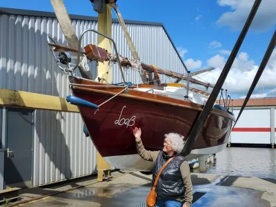 Wood Sailboat Van de Stadt Primaat Photo 12