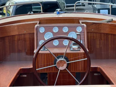Wood Speedboat Beaver Sundeck 27 Photo 2