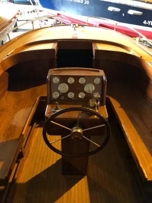 Wood Speedboat Beaver Sundeck 27 Photo 12