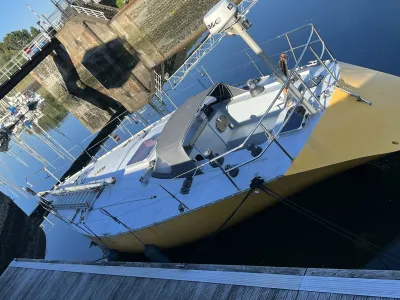 Polyester Sailboat Oyster One Off Photo 24