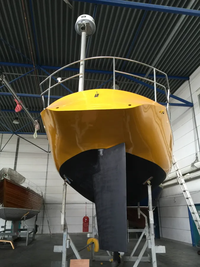 Polyester Sailboat Oyster One Off
