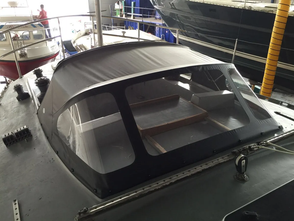 Polyester Sailboat Oyster One Off