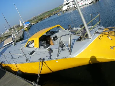 Polyester Sailboat Oyster One Off Photo 39