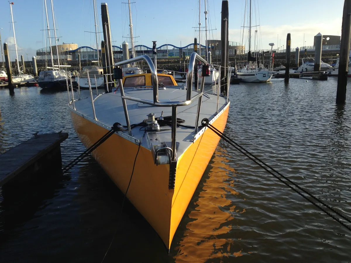 Polyester Sailboat Oyster One Off