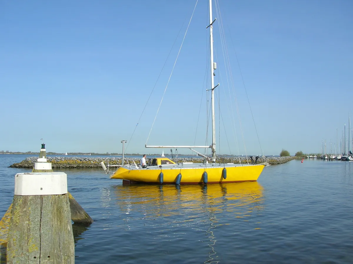 Polyester Sailboat Oyster One Off