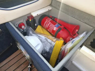 Polyester Motorboat Hellwig V505 Turbo Jet Photo 14