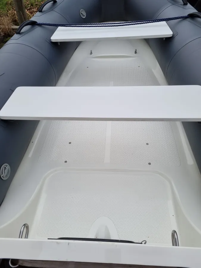 Polyester RIB Brig F300