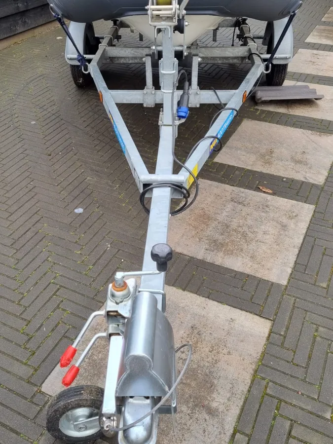 Polyester RIB Brig F300