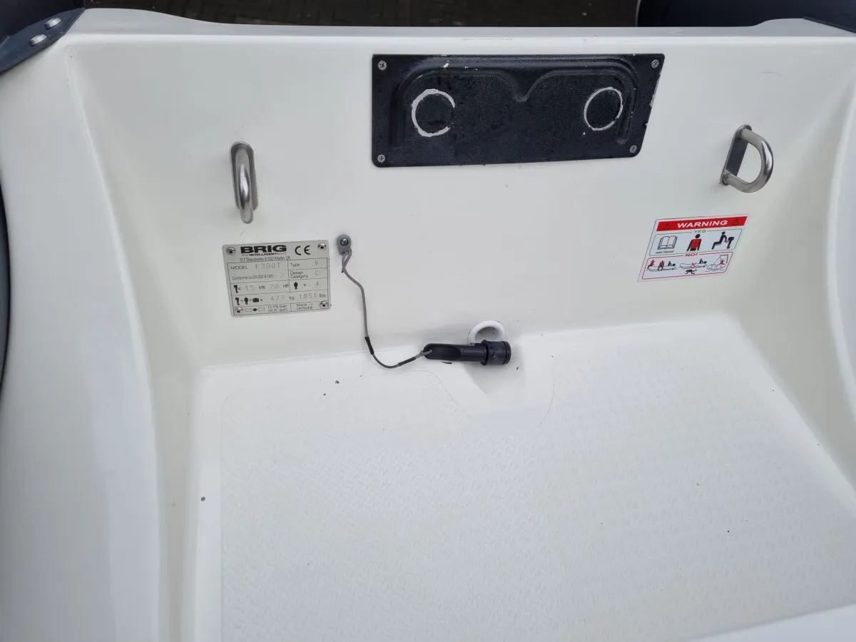 Polyester RIB Brig F300