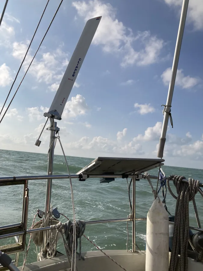 Polyester Sailboat Victoire 933