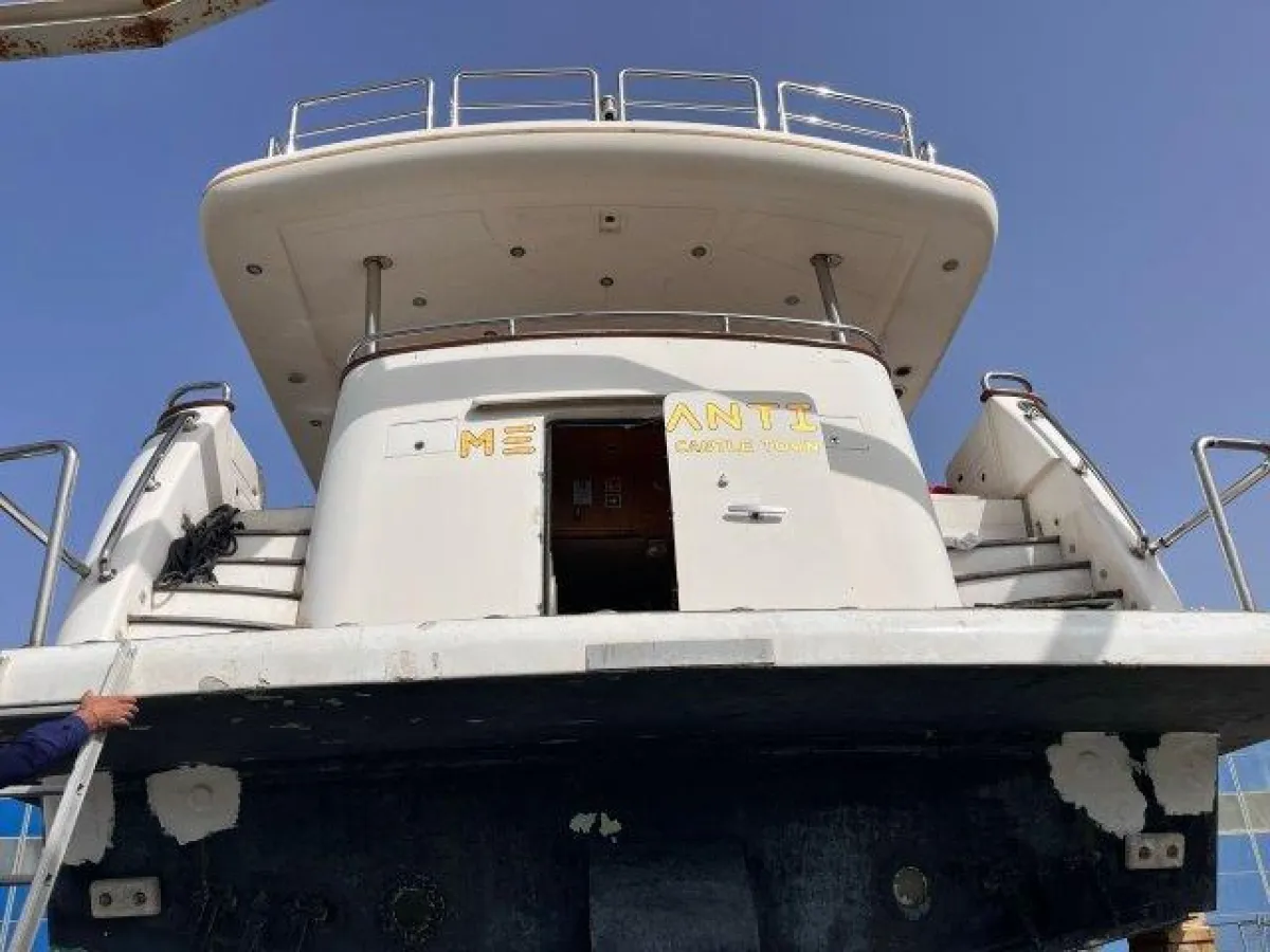 Polyester Bateau à moteur Horizon Elegance 92 Dynasty