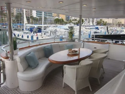Polyester Bateau à moteur Horizon Elegance 92 Dynasty Photo 17