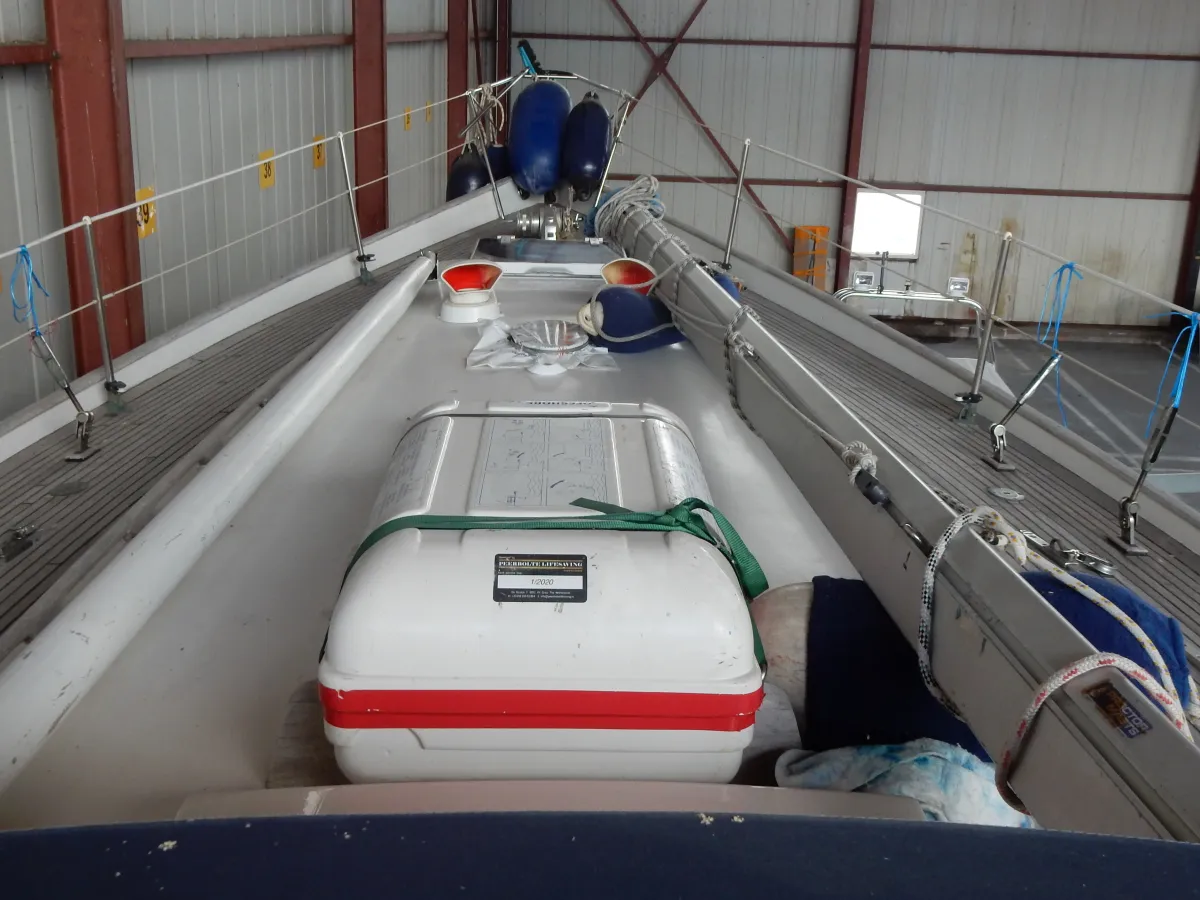 Polyester Voilier Frans Maas Hawk 42
