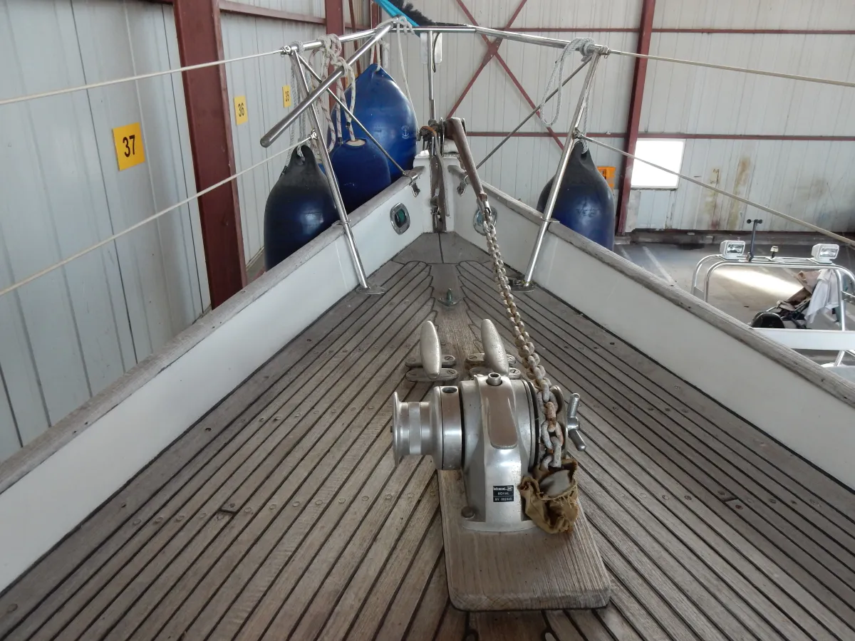 Polyester Voilier Frans Maas Hawk 42