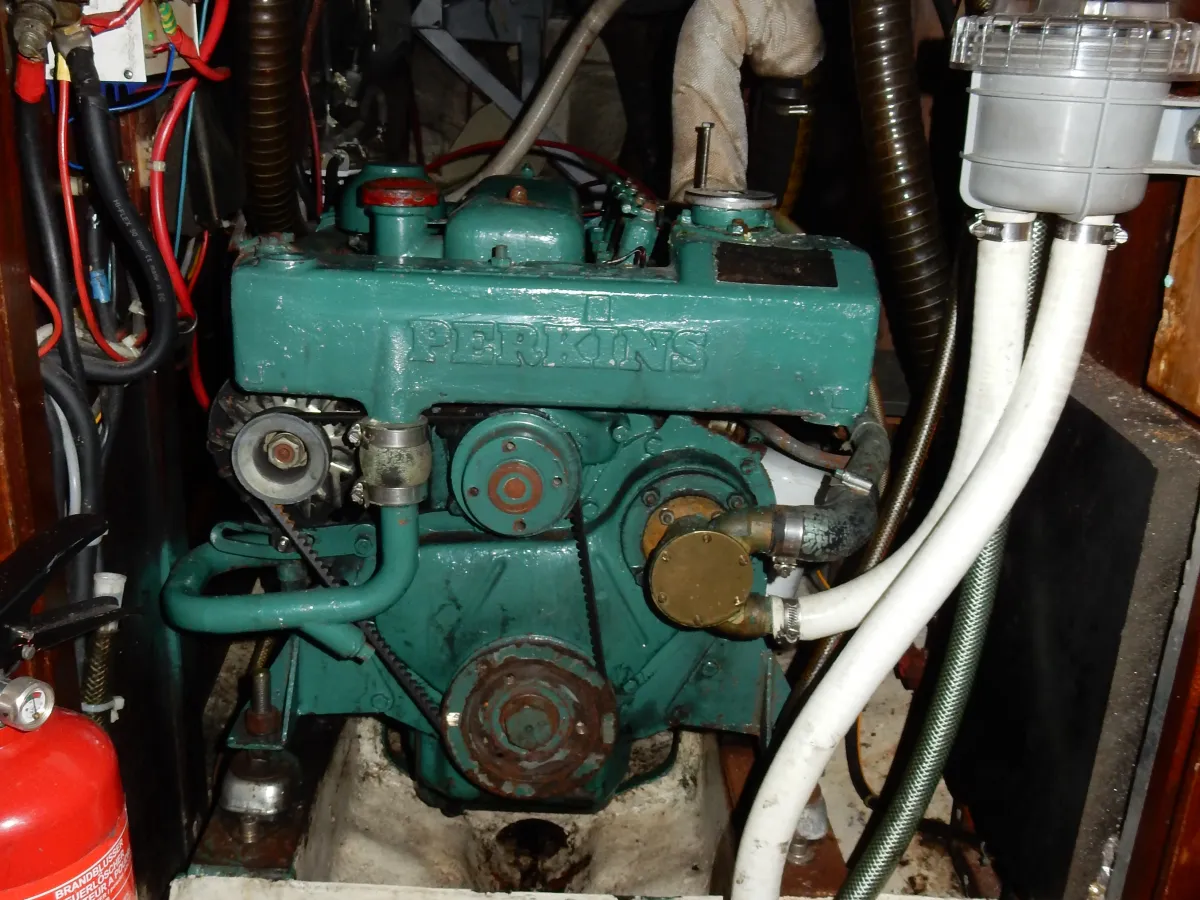 Polyester Voilier Frans Maas Hawk 42