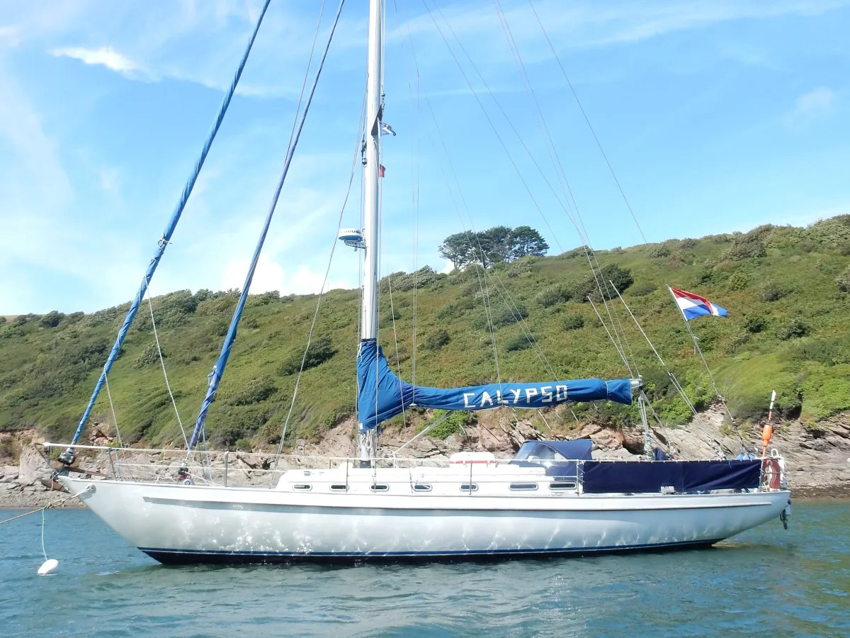 Polyester Zeilboot Frans Maas Hawk 42