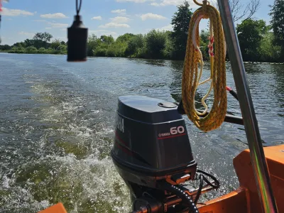 Polyester Schnellboot Glastron Bow Foto 5