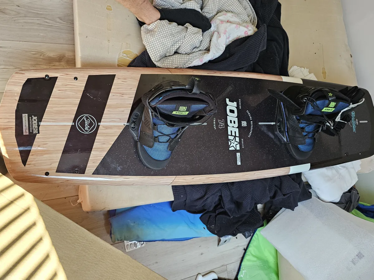 Polyester Schnellboot Glastron Bow